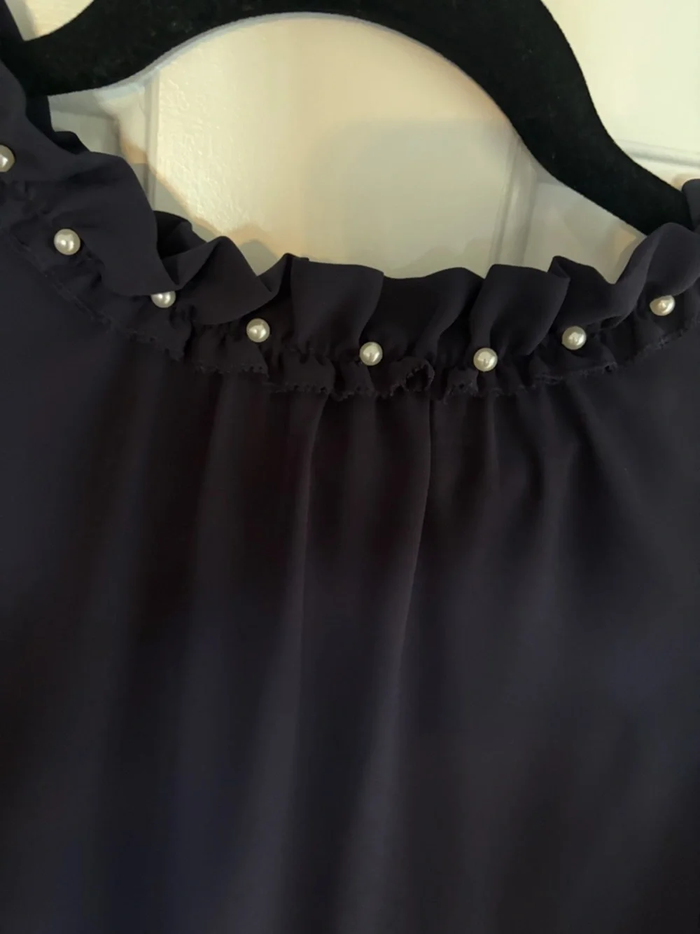 Karl Lagerfeld Navy Pearl-Accent Cap Sleeve Blouse - NWT - Picture 2 of 4